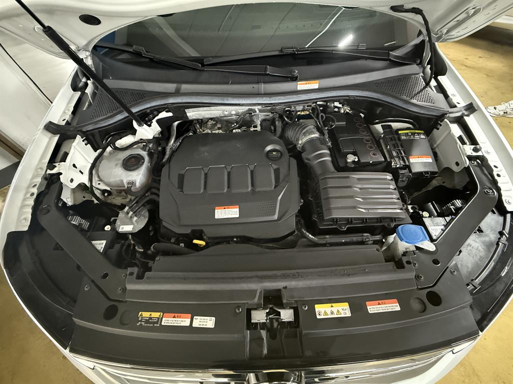 Volkswagen Tiguan 2023 Blanco - Importación desde Corea - HF Imports Iquique - Foto 15