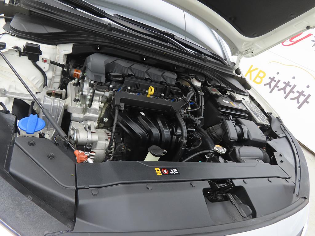 HYUNDAI Avante 2020 Blanco - Importación desde Corea - HF Imports Iquique - Foto 19