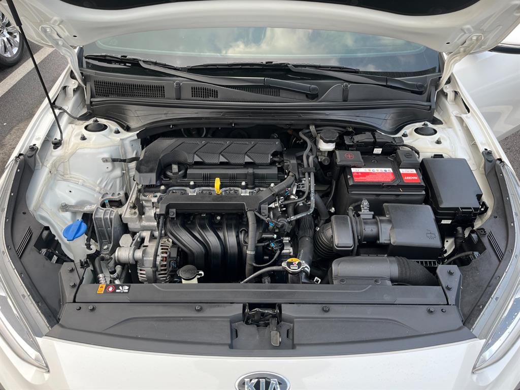 KIA K3 2020 Blanco - Importación desde Corea - HF Imports Iquique - Foto 18
