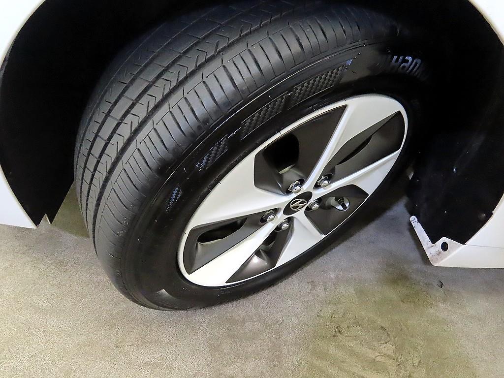 HYUNDAI Ioniq 2019 Blanco - Importación desde Corea - HF Imports Iquique - Foto 20