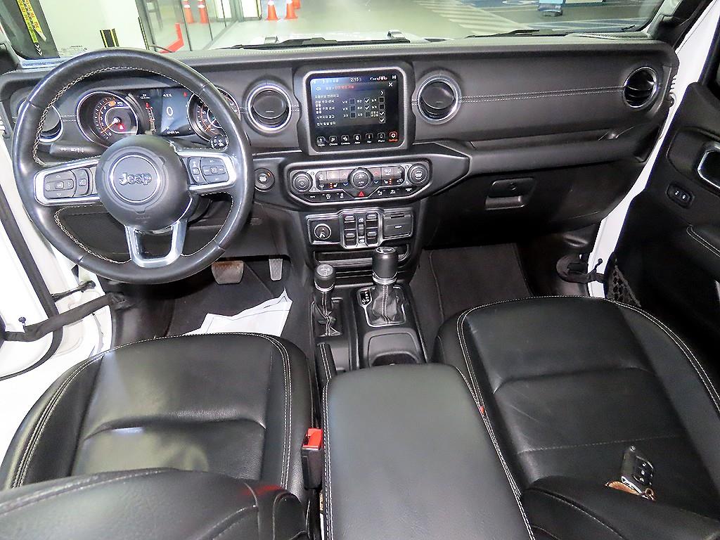 Jeep Wrangler - Vista 10