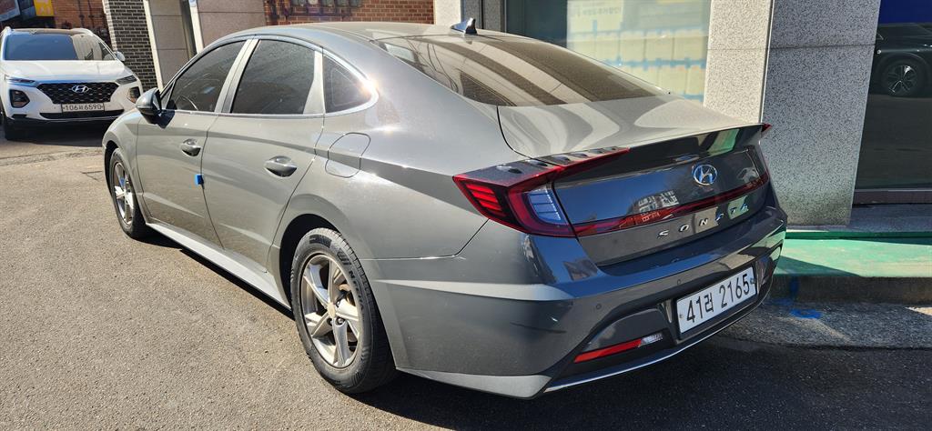 HYUNDAI Sonata - Vista 4