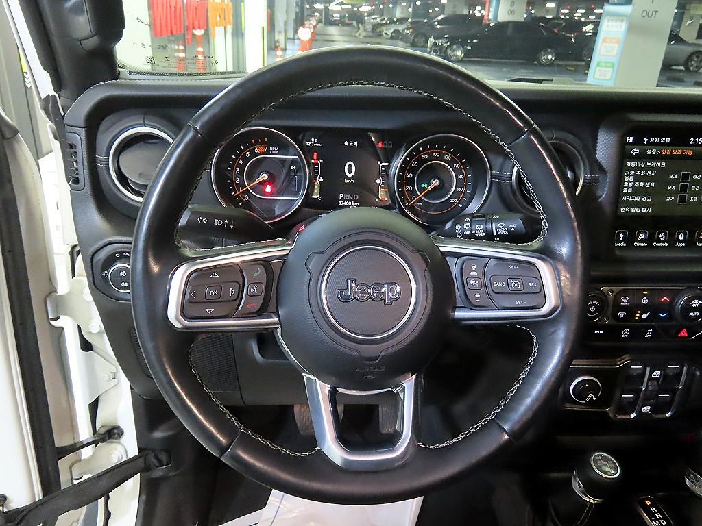 Jeep Wrangler - Vista 8