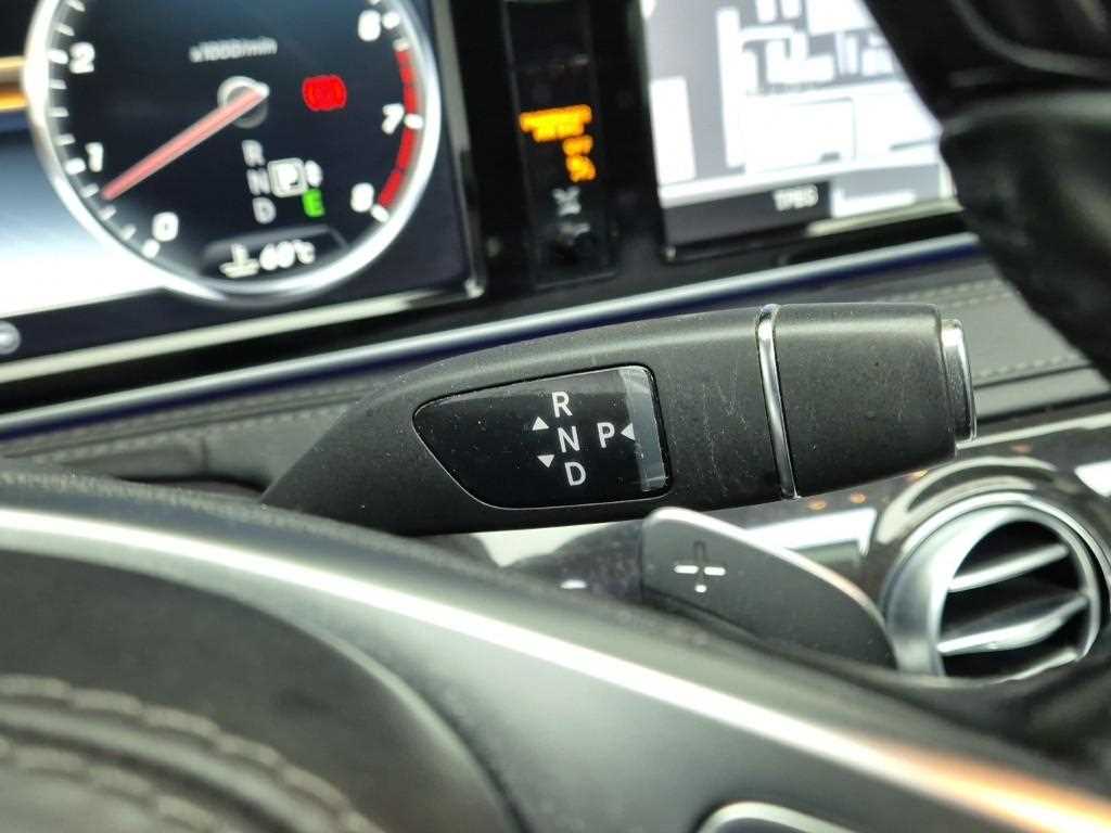 Mercedes Benz S Class - Vista 8