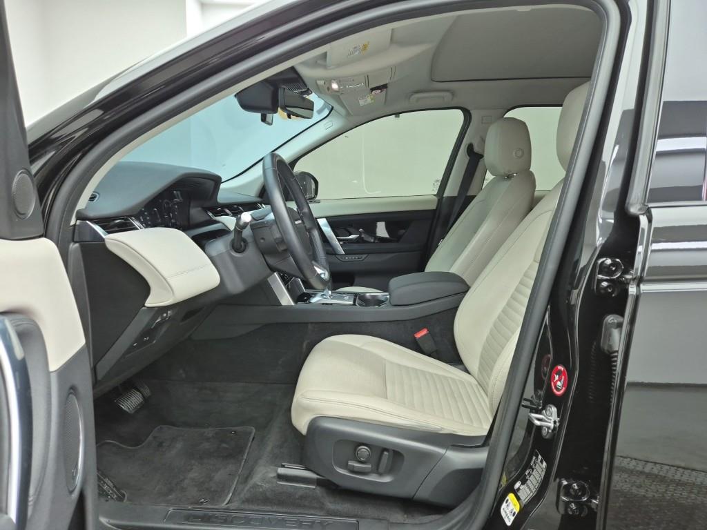 Land Rover Discovery Sports - Vista 11