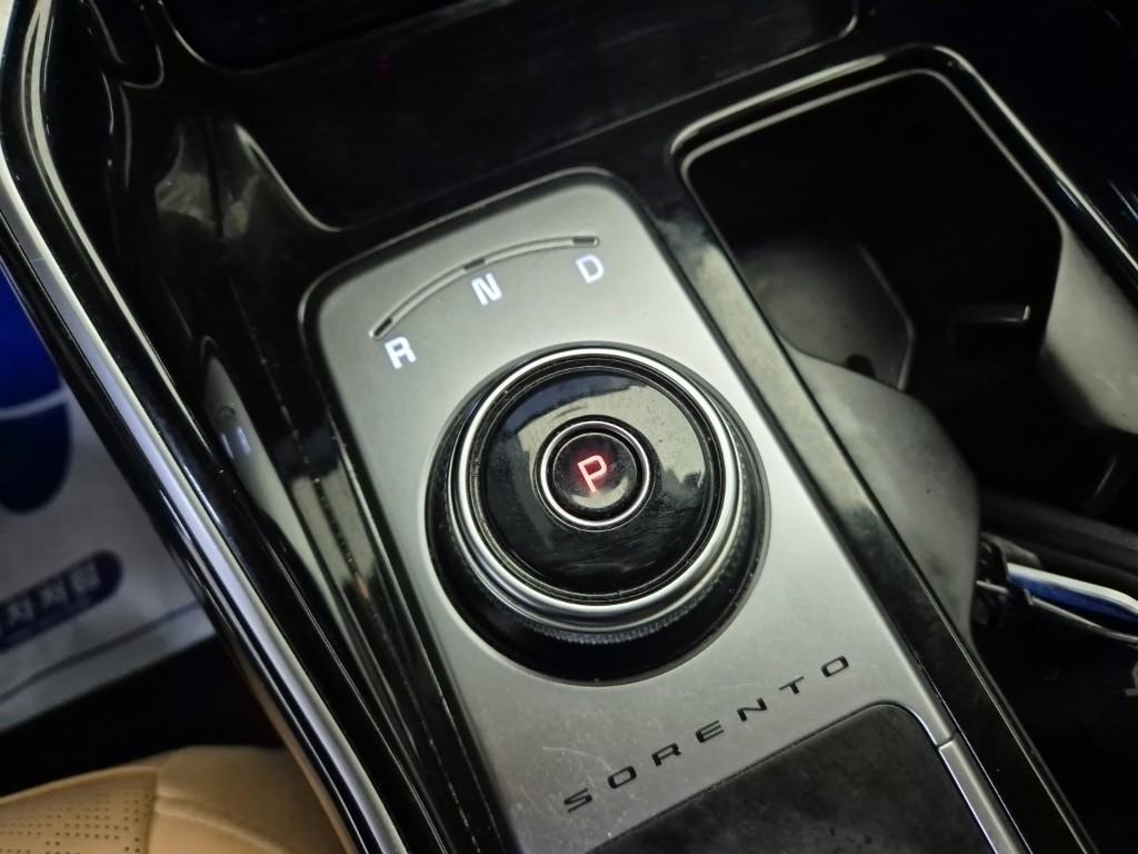 KIA Sorento - Vista 8