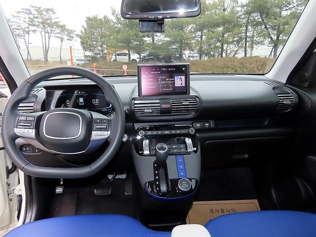 HYUNDAI Casper - Vista 7