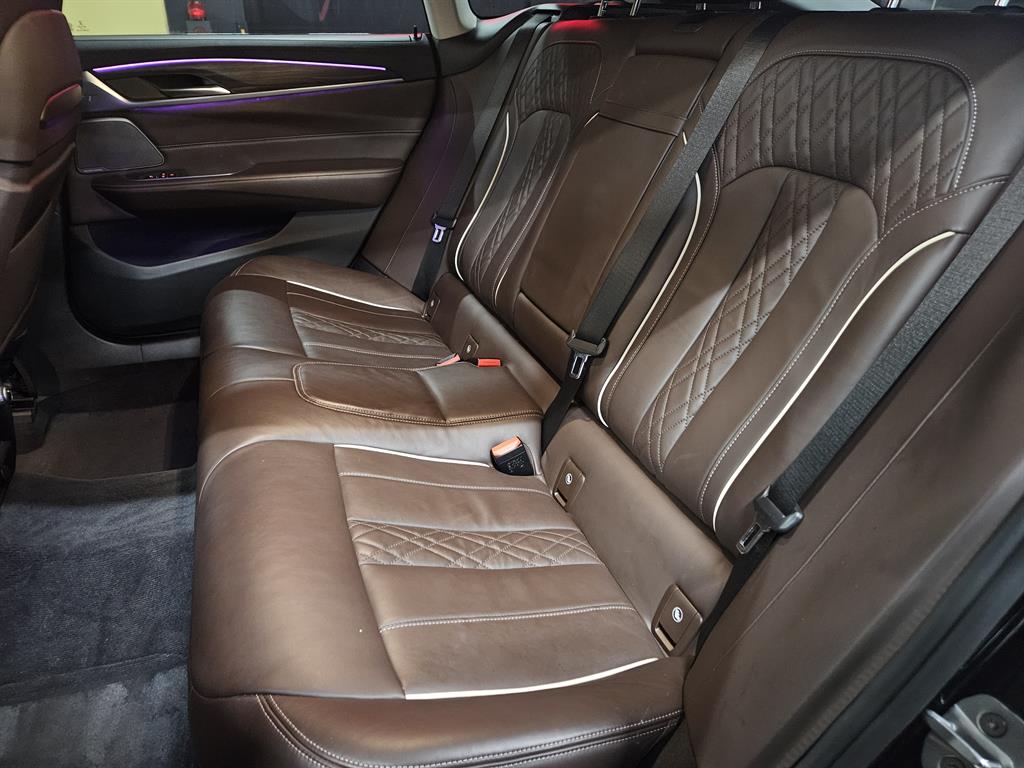 BMW Gran Turismo 2019 Negro - Importación desde Corea - HF Imports Iquique - Foto 16