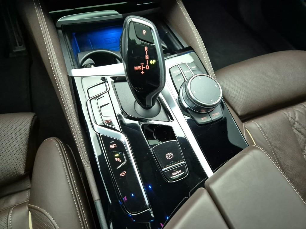 BMW 5 Series - Vista 8