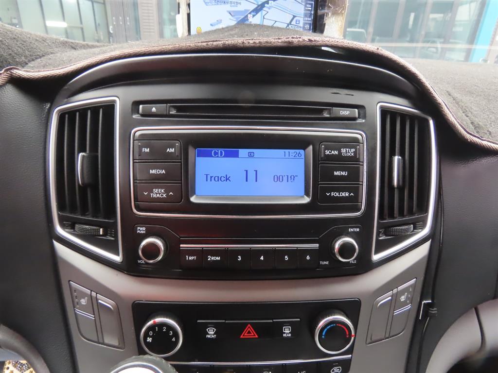 HYUNDAI Starex 2021 Gris - Importación desde Corea - HF Imports Iquique - Foto 12