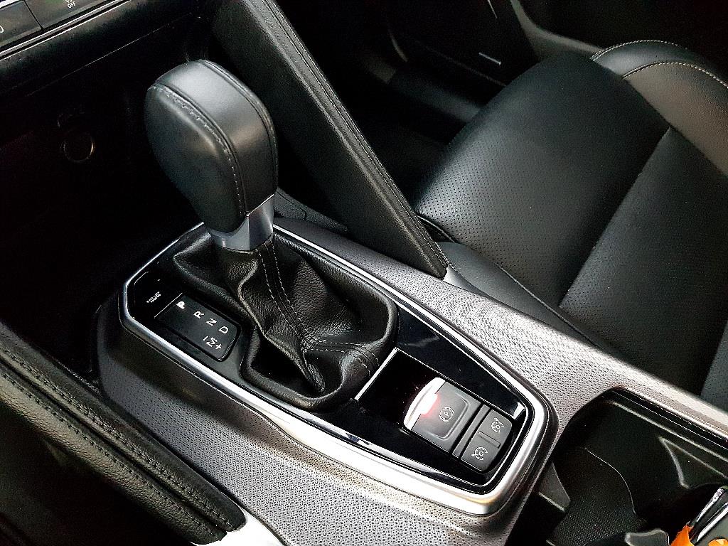 SAMSUNG QM6 2018 Blanco - Importación desde Corea - HF Imports Iquique - Foto 13