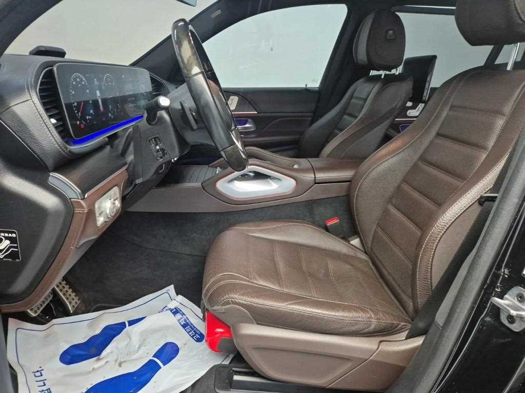 Mercedes Benz GLS Class - Vista 11