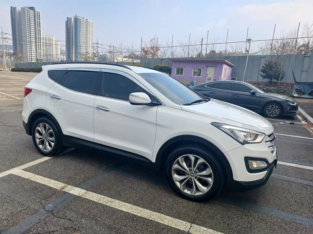 HYUNDAI Santa Fe - Vista 4