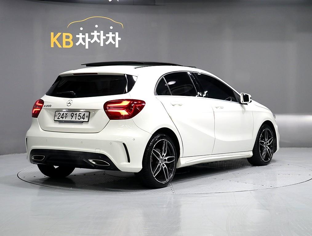 Mercedes Benz A Class - Vista 3