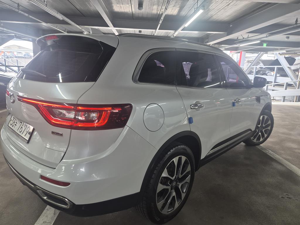 SAMSUNG QM6 - Vista 4