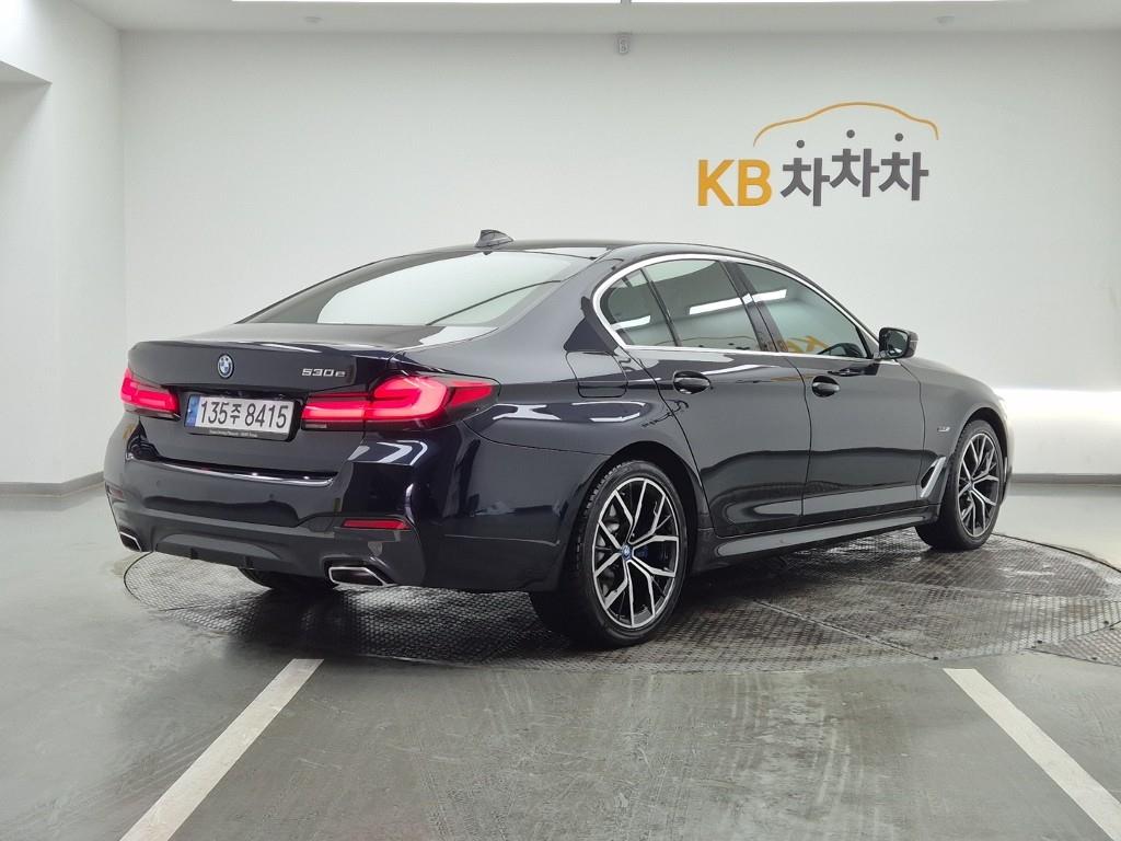 BMW 5 Series - Vista 4