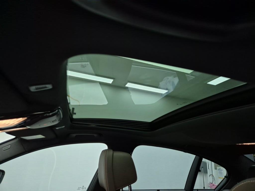 BMW 5 Series 2023 Negro - Importación desde Corea - HF Imports Iquique - Foto 13