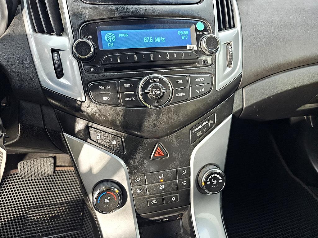 Chevrolet Cruise 2013 Blanco - Importación desde Corea - HF Imports Iquique - Foto 15