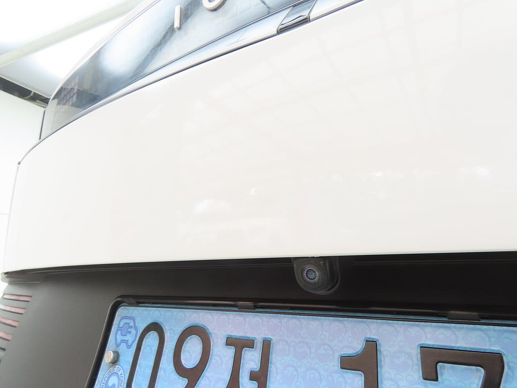 HYUNDAI Ioniq 5 2022 Blanco - Importación desde Corea - HF Imports Iquique - Foto 16