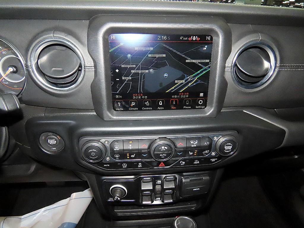 Jeep Wrangler - Vista 11