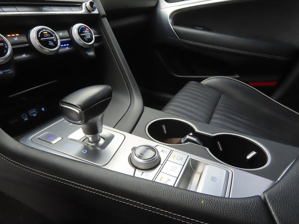 Genesis G70 - Vista 11