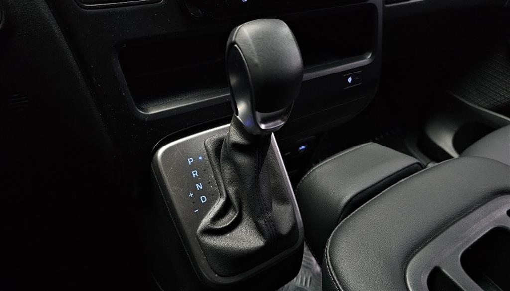 HYUNDAI Staria - Vista 8