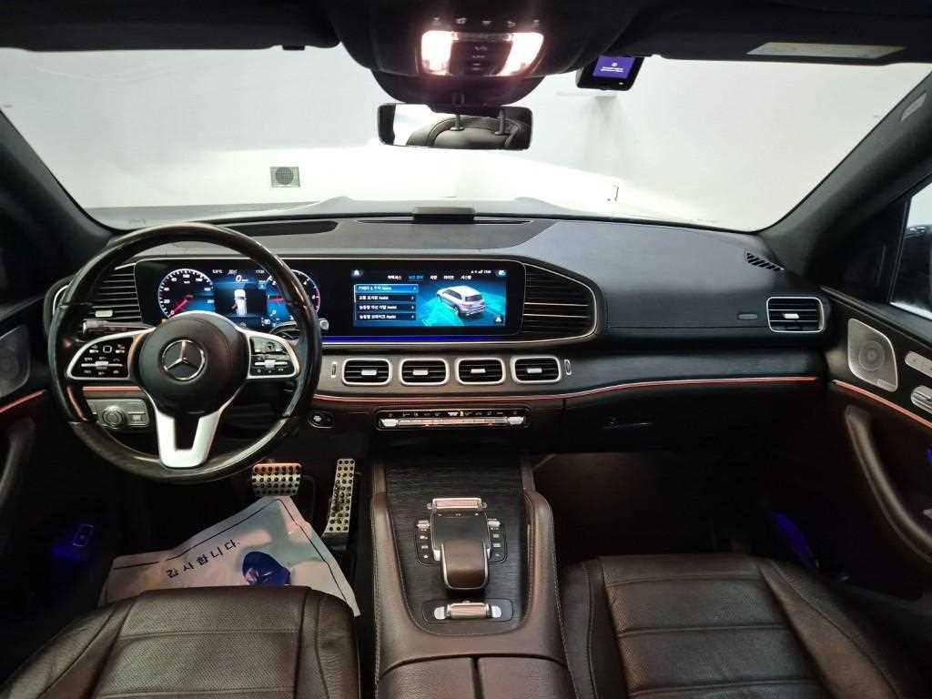 Mercedes Benz GLS Class - Vista 7