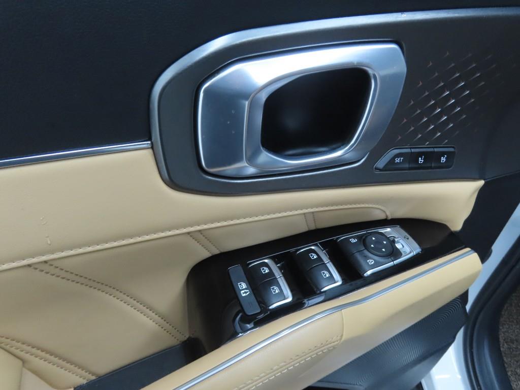 KIA Sorento - Vista 9