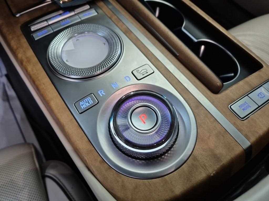 Genesis G80 - Vista 8