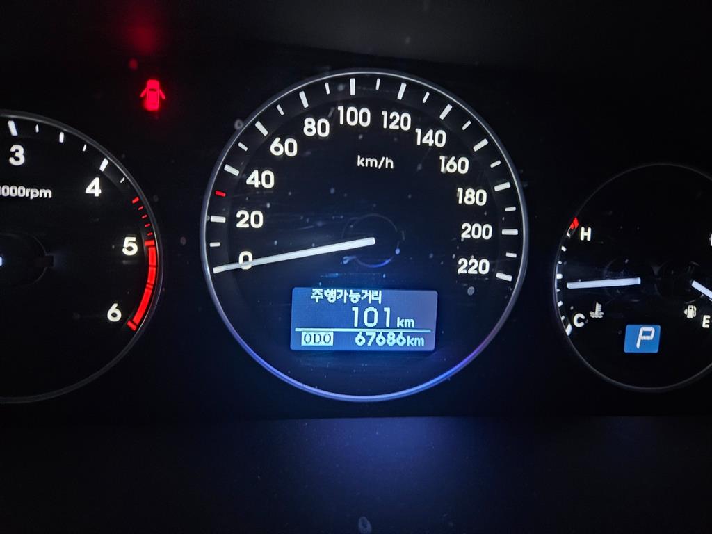 HYUNDAI Starex - Vista 9