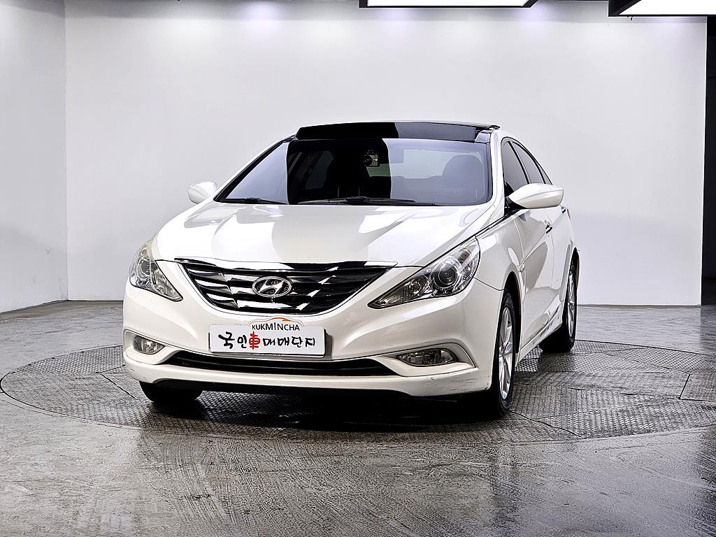 HYUNDAI Sonata - Vista 2