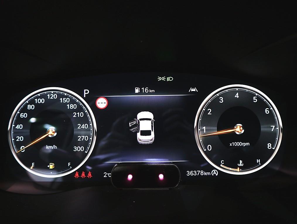 Genesis G70 - Vista 7