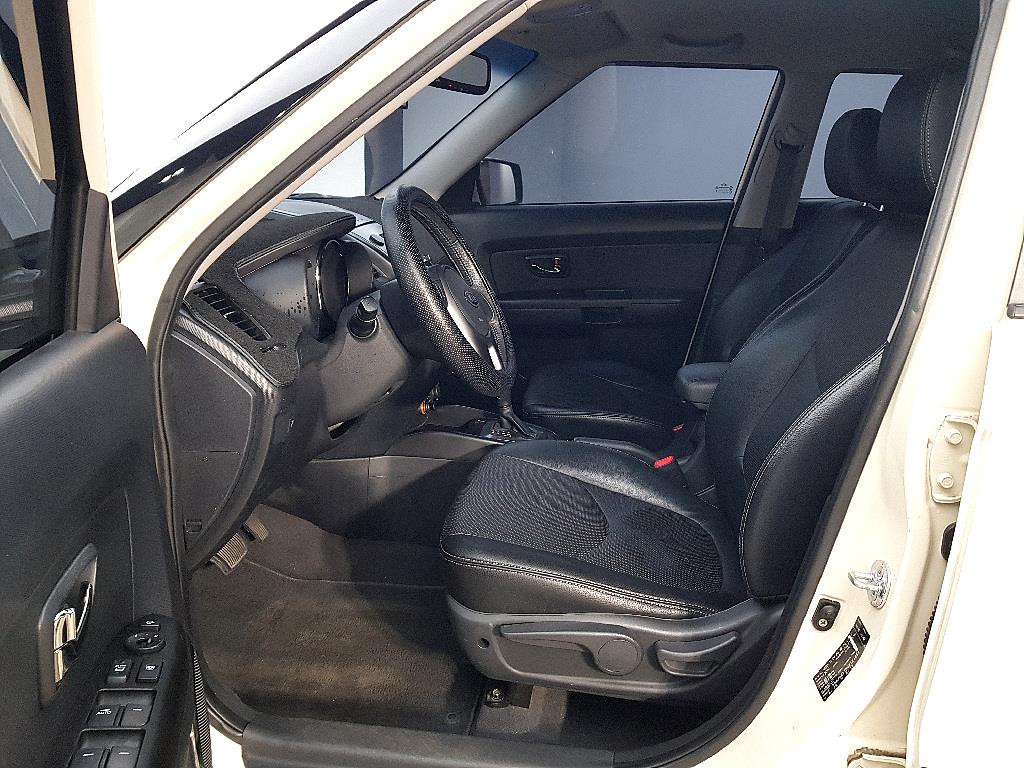 KIA Soul - Vista 8