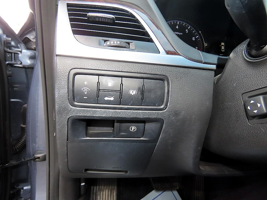 HYUNDAI Genesis 2016 Gris - Importación desde Corea - HF Imports Iquique - Foto 13