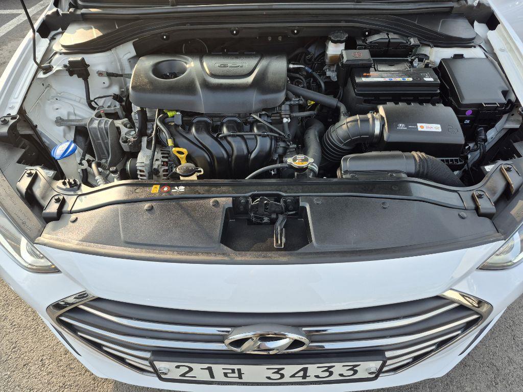 HYUNDAI Avante 2018 Blanco - Importación desde Corea - HF Imports Iquique - Foto 20