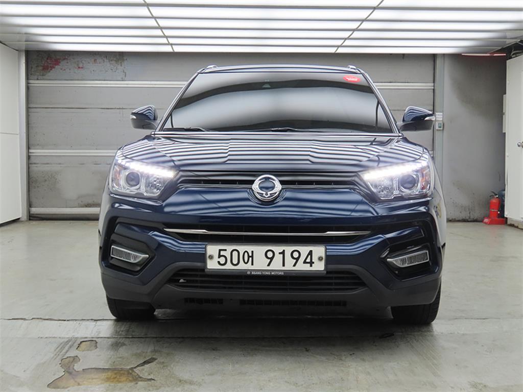 Ssangyong Tivoli - Vista 2