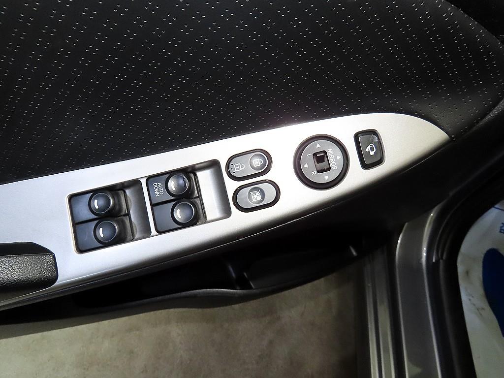 HYUNDAI Accent 2016 Gris - Importación desde Corea - HF Imports Iquique - Foto 13