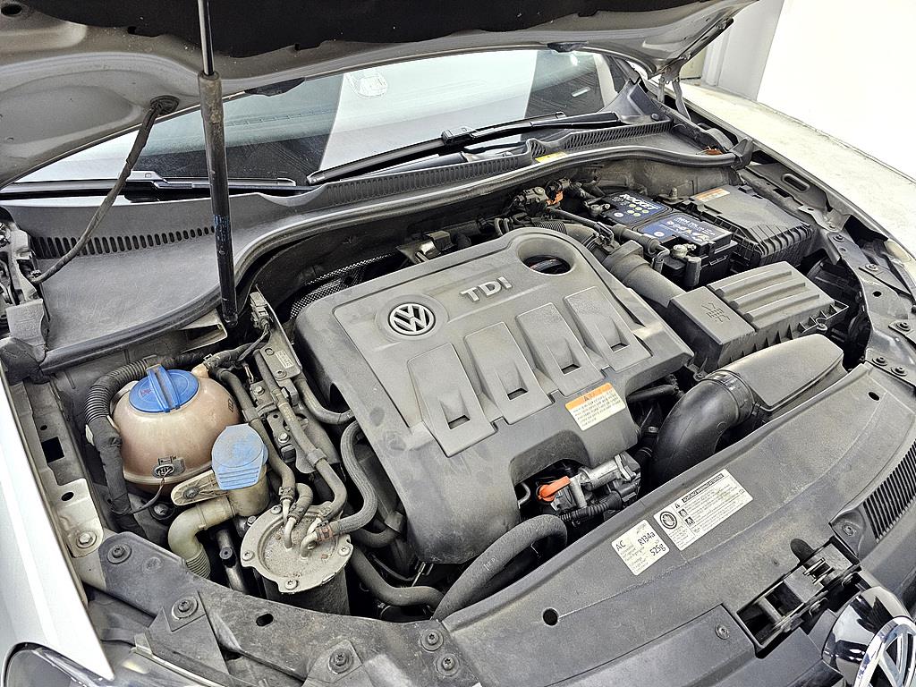 Volkswagen Golf - Vista 6