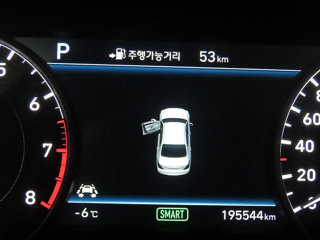 Genesis EQ900 - Vista 9