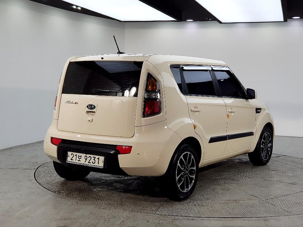 KIA Soul - Vista 4