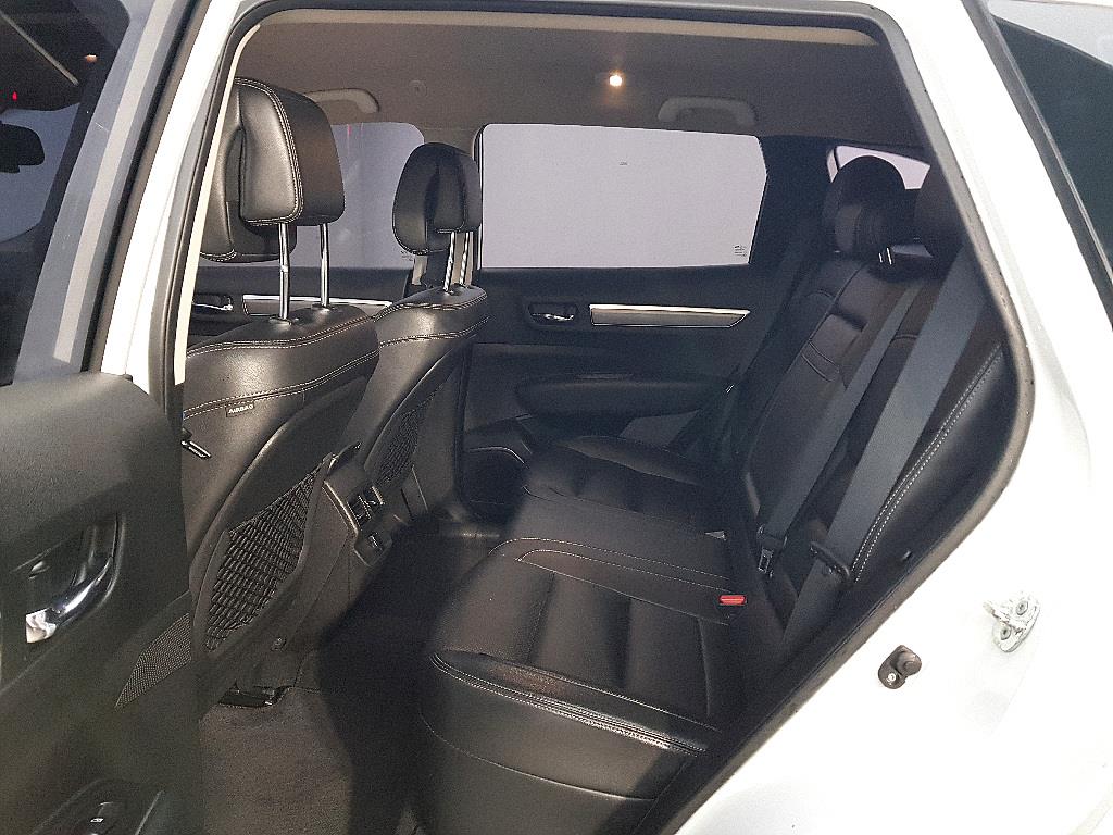 SAMSUNG QM6 - Vista 9