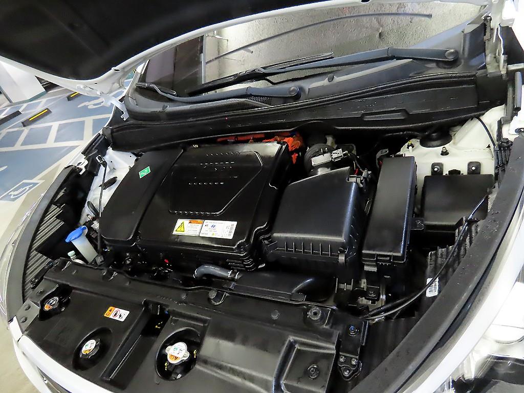 HYUNDAI Tucson 2018 Blanco - Importación desde Corea - HF Imports Iquique - Foto 19