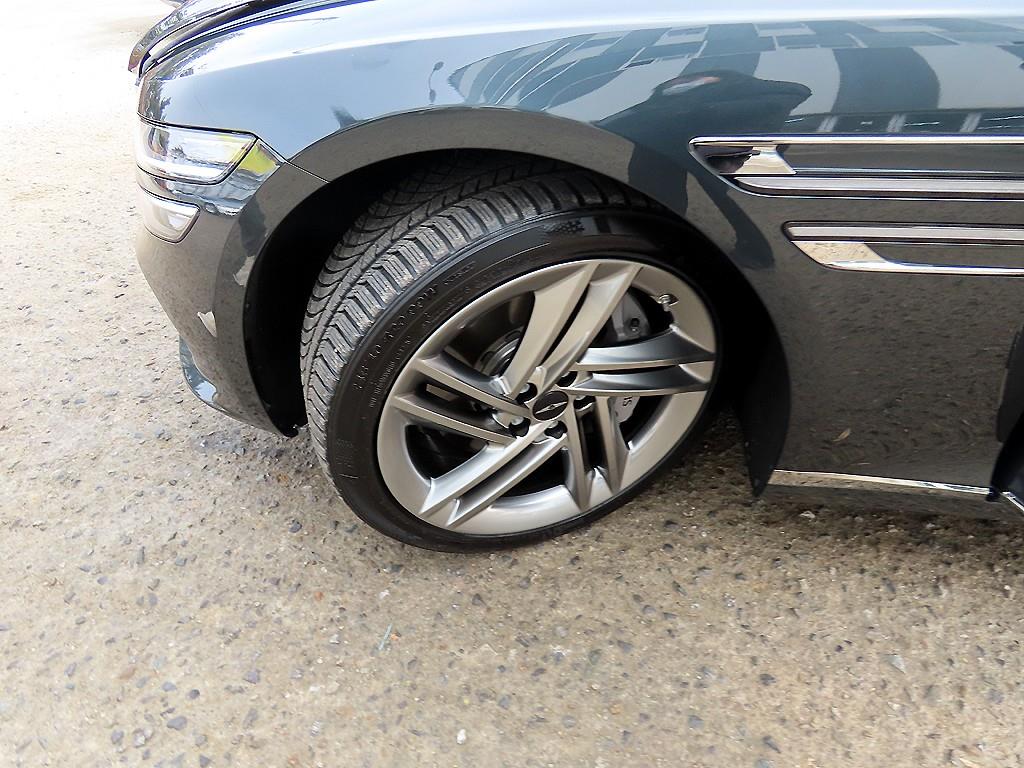 Genesis G80 2025 Verde - Importación desde Corea - HF Imports Iquique - Foto 20