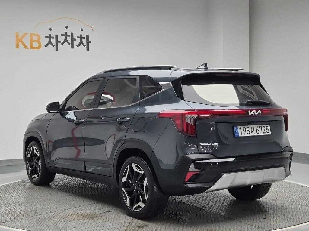 KIA Seltos - Vista 2