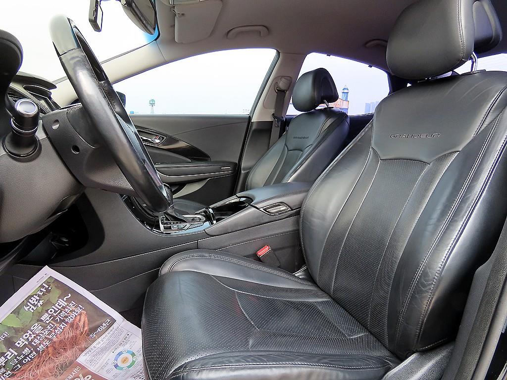 HYUNDAI Grandeur - Vista 5