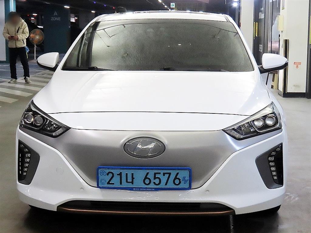HYUNDAI Ioniq - Vista 2