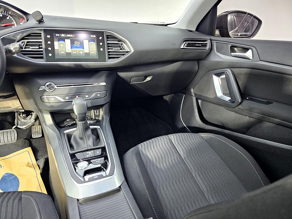 Peugeot 308 - Vista 9