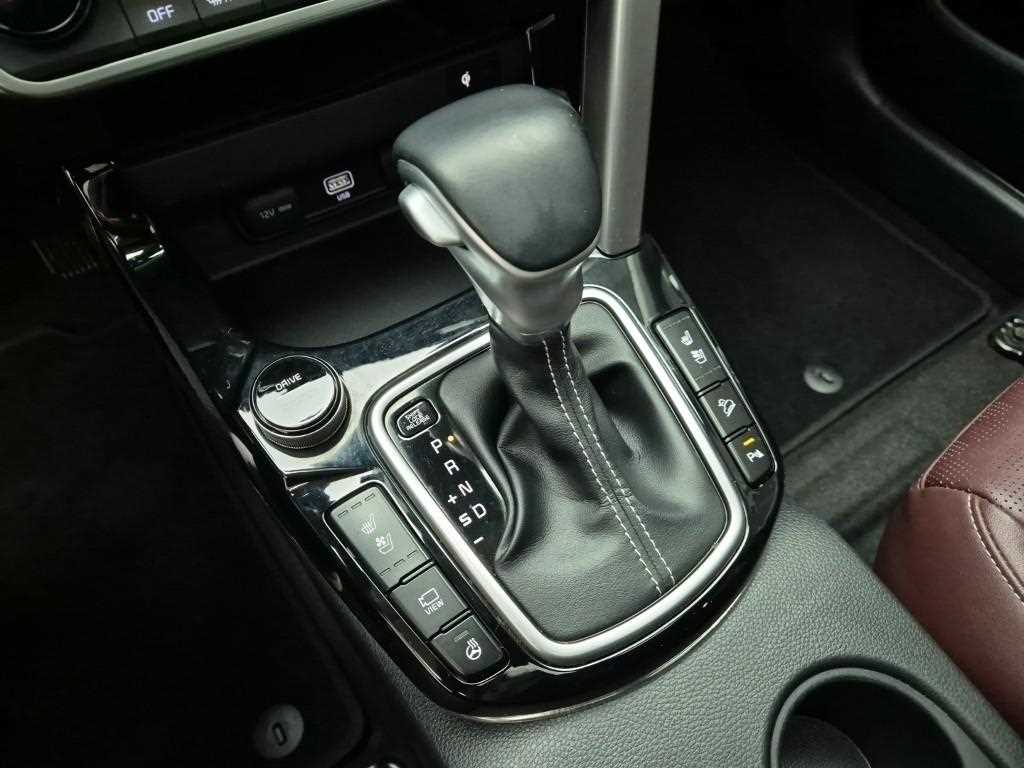 KIA Seltos - Vista 8