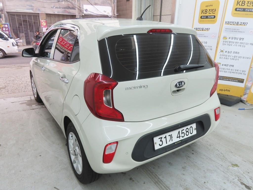 KIA Morning - Vista 4