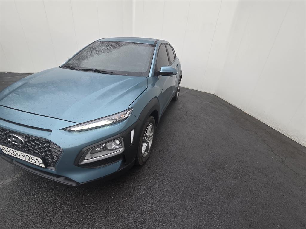 HYUNDAI Kona - Vista 4